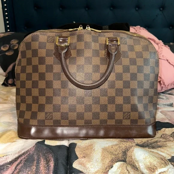 Louis Vuitton Damier Ebene Alma PM - Picture 3 of 16